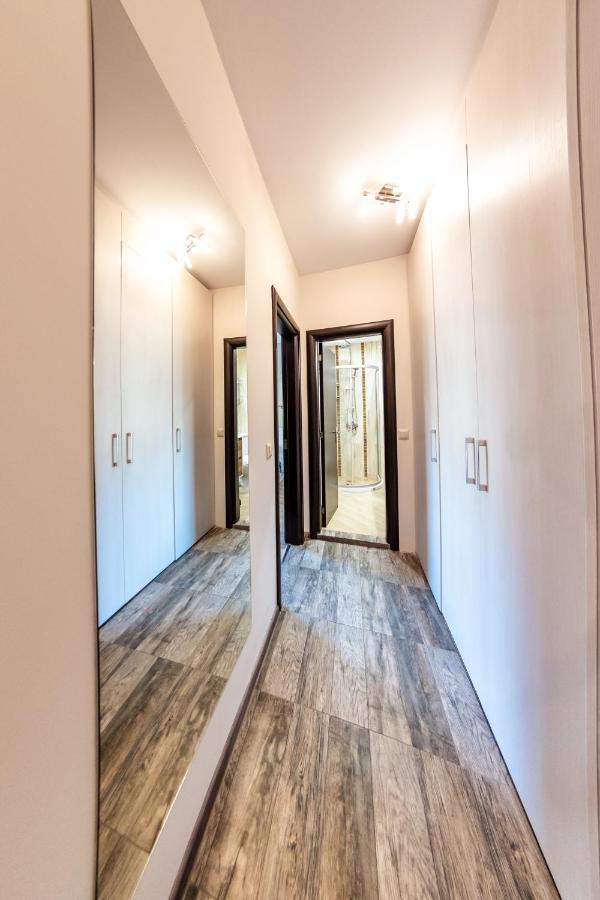 Bright 1Bdr Apartment With A Balcony صوفيا المظهر الخارجي الصورة