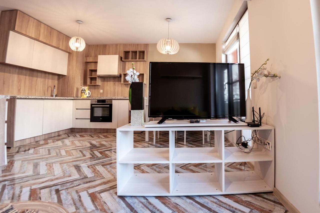 Bright 1Bdr Apartment With A Balcony صوفيا المظهر الخارجي الصورة