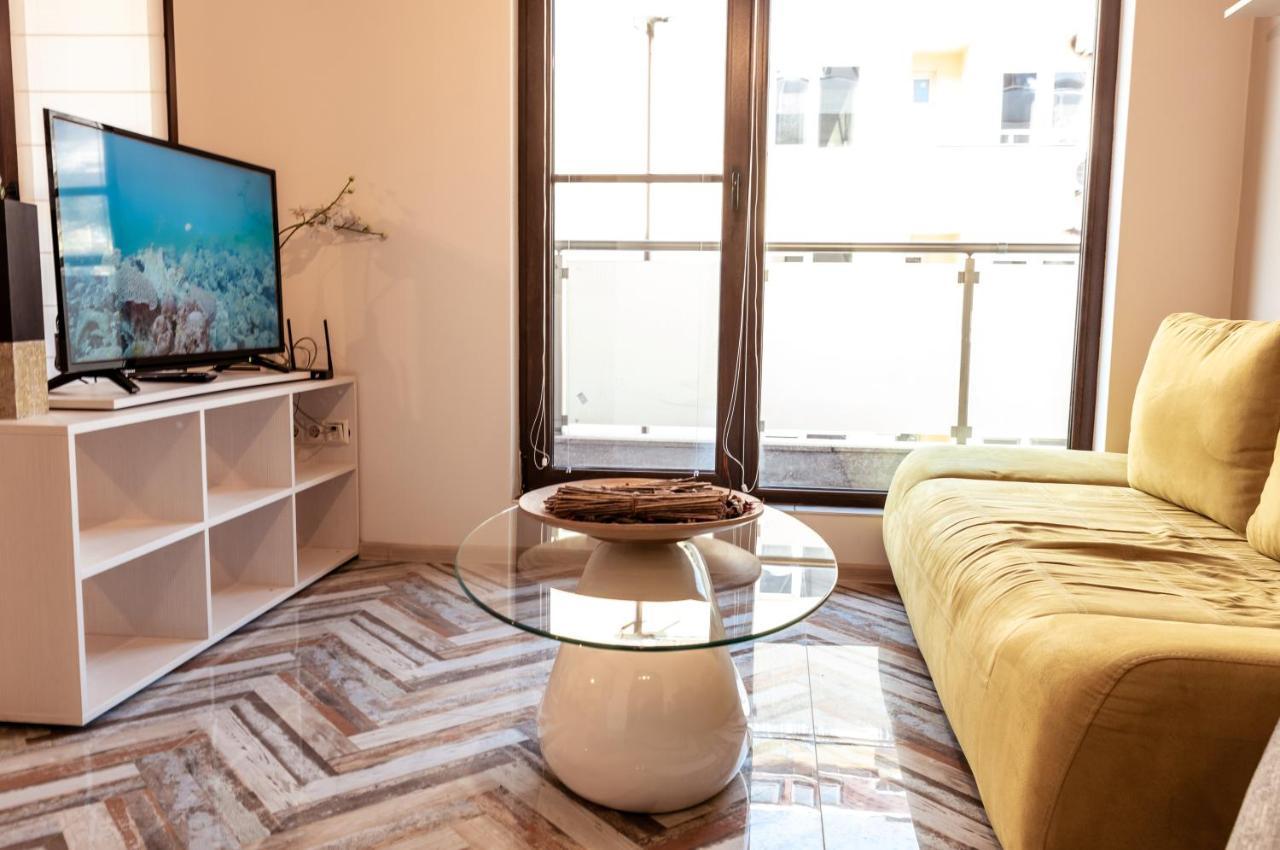 Bright 1Bdr Apartment With A Balcony صوفيا المظهر الخارجي الصورة