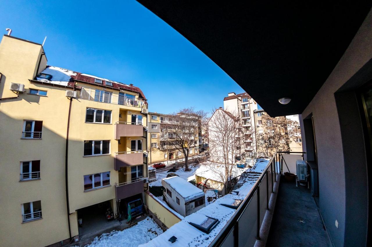 Bright 1Bdr Apartment With A Balcony صوفيا المظهر الخارجي الصورة